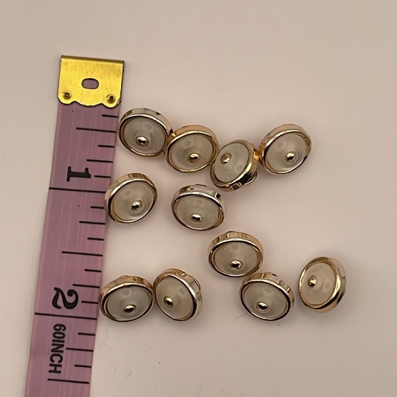 Assorted Plastic Gold Tone Faux Pearl Buttons - Picture 6 of 14